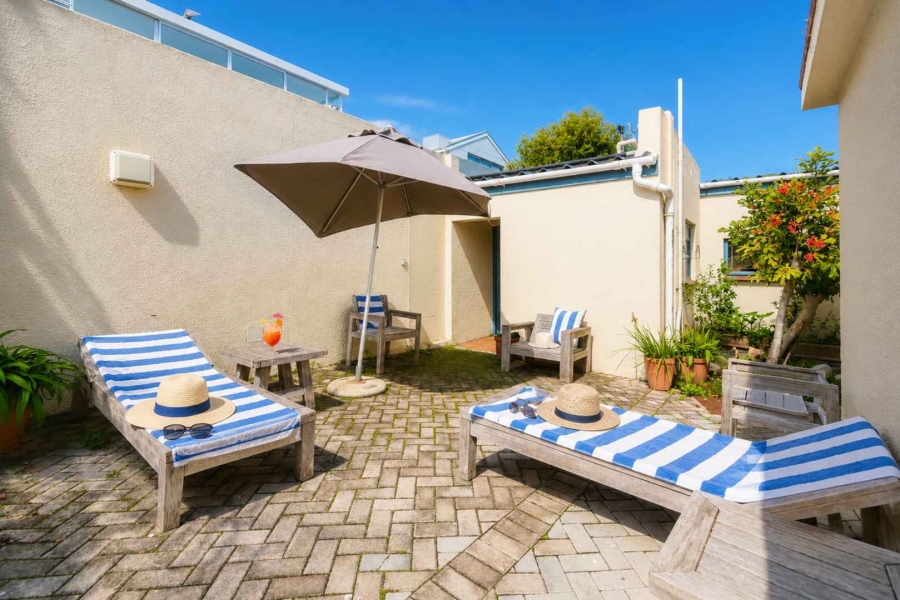 4 Bedroom Property for Sale in Voelklip Western Cape